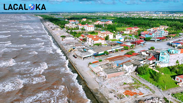 Bãi biển Quất Lâm là địa điểm du lịch biển nổi tiếng