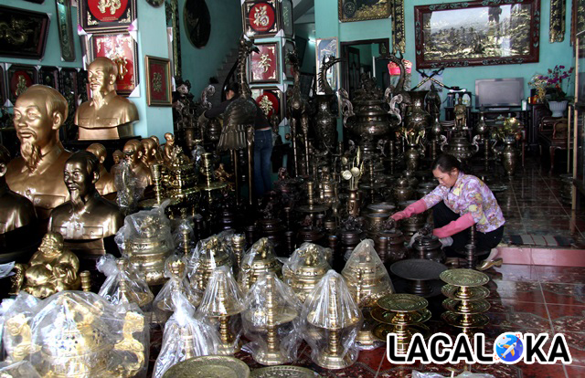 Làng nghề đúc đồng ở Tống Xá