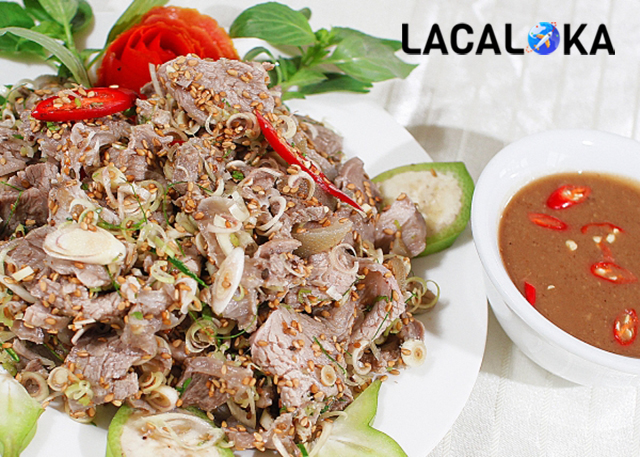 Món ăn đặc sản hấp dẫn của nhà hàng Dê Tuấn Huệ