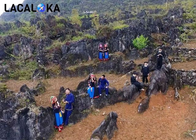 Chợ tình Khâu Vai là cơ hội cho các đôi trai gái giãi bày tình cảm của mình