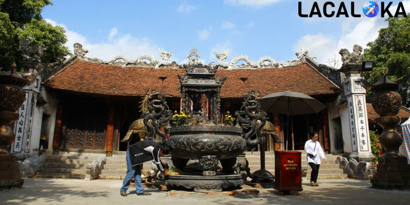 Khu di tích đền Cố Trạch