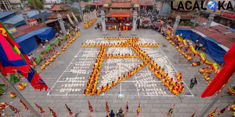 Lễ hội Phủ Dầy diễn ra với các nghi lễ trang trọng