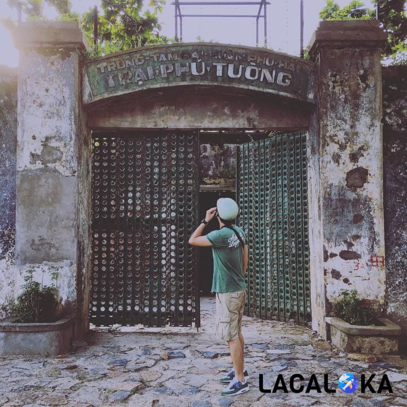 Nhà tù Côn Đảo mở cửa từ 8h đến 18h các ngày trong tuần
