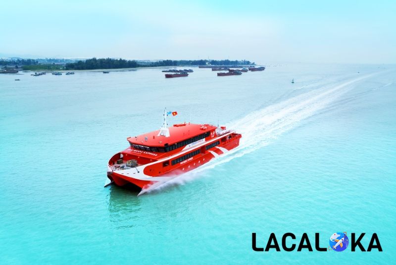 Có rất nhiều lựa chọn về phương tiện di chuyển đến nhà tù Côn Đảo