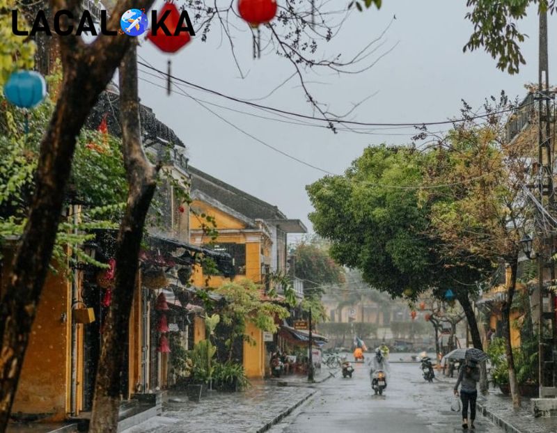 Nhiều bạn cho mùa mưa cho câu hỏi nên đi Hội An vào thời gian nào