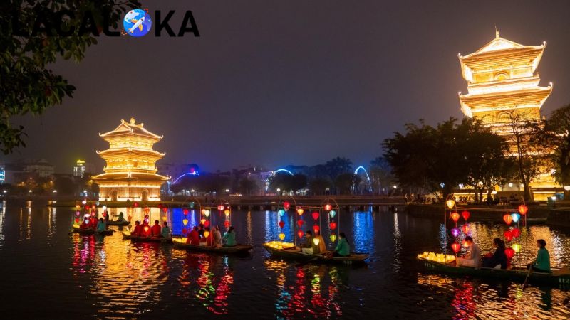 Vẻ đẹp mờ ảo, lung linh về đêm tại cố đô Hoa Lư Ninh Bình
