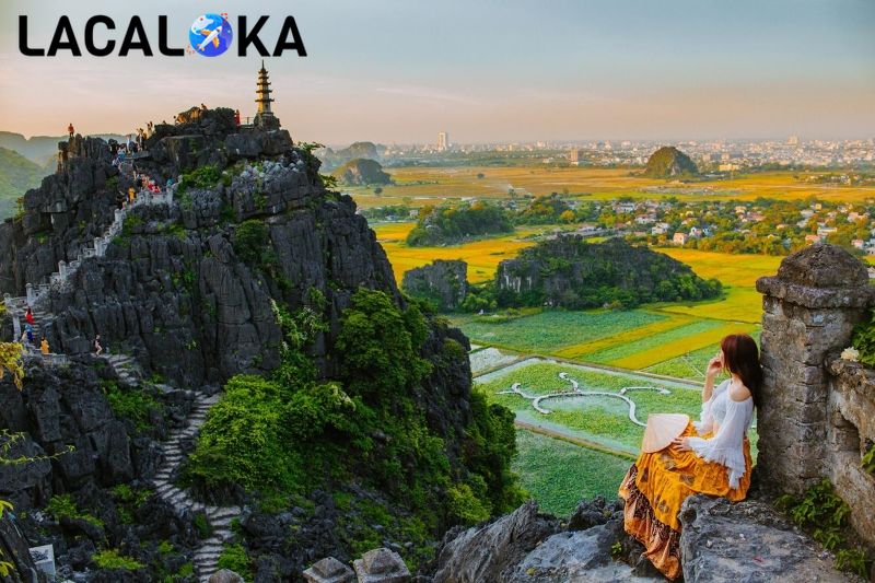 Một góc sống ảo khi du lịch hang Múa Ninh Bình