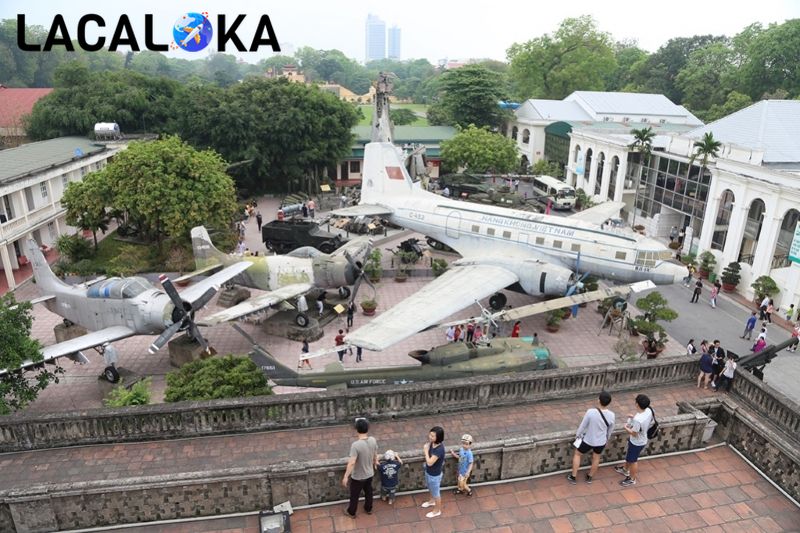 Bảo tàng Nam Định cách thủ đô khoảng 90km