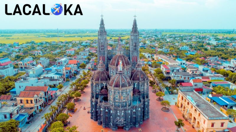 Toàn cảnh nhà thờ Hưng Nghĩa Nam Định